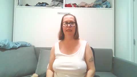 sweetandnaughty123 online show from January 8, 10:04 pm