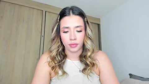 Camila online show from February 28, 7:46 pm