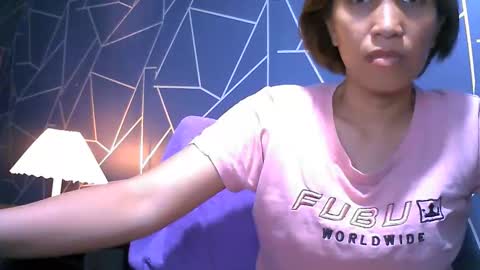 sweet asian0069 online show from May 10, 1:06 pm
