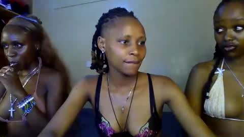 Sweetbaby 30 online show from May 26, 3:34 am