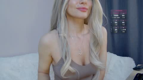 sweetbabyxx2021 online show from February 3, 3:06 pm