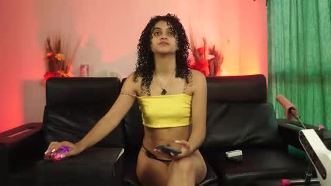 Salom independent model online show from October 4, 7:55 pm