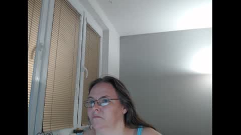 Sweetboobs85h online show from October 5, 7:21 pm