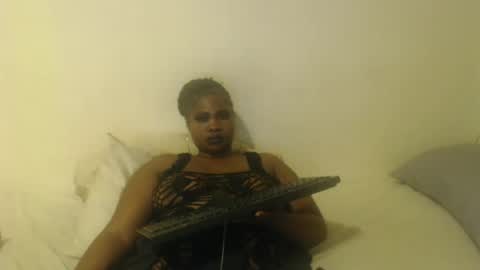 queen online show from July 13, 10:24 pm