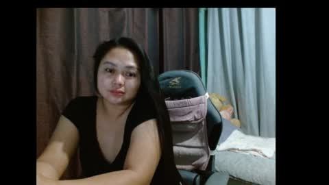 Lynn online show from June 9, 7:57 pm