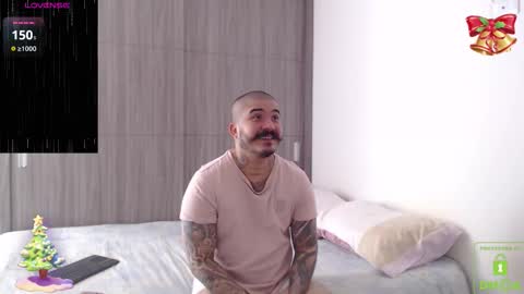         online show from December 3, 4:07 pm