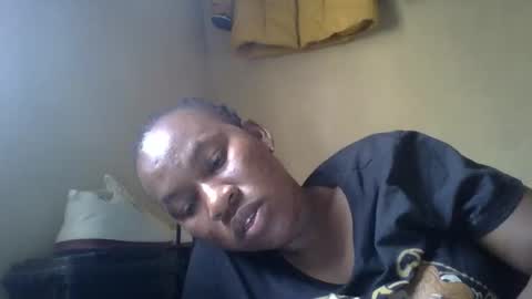 sweetdiva2012 online show from February 14, 1:36 pm