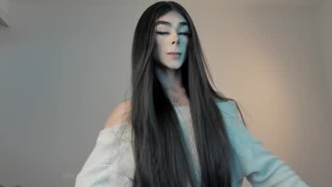 Bella online show from March 12, 9:24 pm