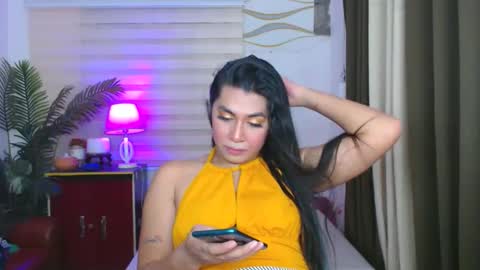 Aki online show from October 27, 6:13 am