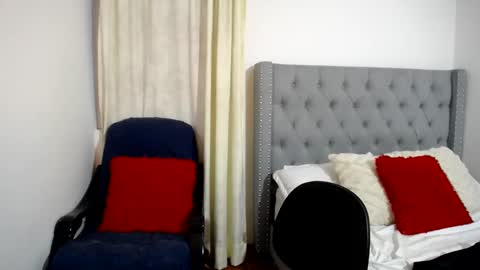 sweef online show from September 12, 10:56 pm