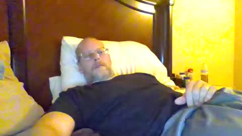 sweetg233 online show from November 11, 7:27 pm