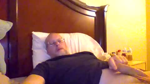 sweetg233 online show from November 7, 7:00 am