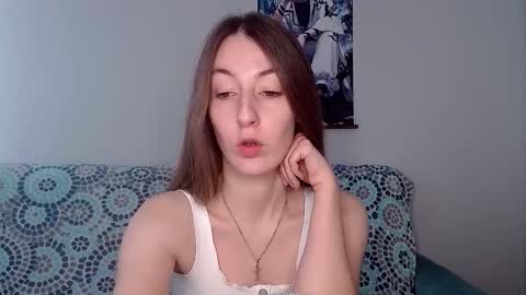 Snapshot of sweetheart_77 chatting on October 19, 10:31 am Emma online show from October 19, 10:31 am