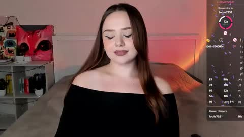 Hannah online show from October 5, 3:19 pm