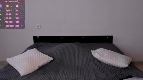 Hannah online show from December 12, 12:44 pm