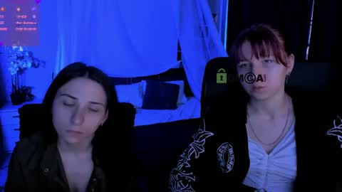 Chloe online show from April 18, 7:07 pm