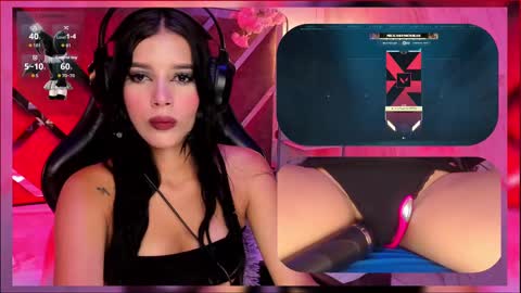Snapshot of sweetie_cloe chatting on October 5, 9:22 pm sweetie_cloe online show from October 5, 9:22 pm