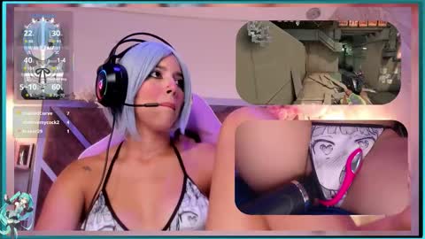 Snapshot of sweetie_cloe chatting on October 10, 10:25 pm sweetie_cloe online show from October 10, 10:25 pm