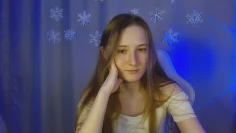 Snapshot of sweetie_lover chatting on December 14, 9:13 pm Annie online show from December 14, 9:13 pm