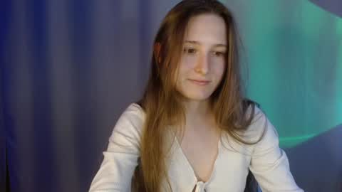 Snapshot of sweetie_lover chatting on January 16, 3:23 am Annie online show from January 16, 3:23 am