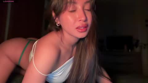 sweetiesoul online show from May 6, 11:22 pm