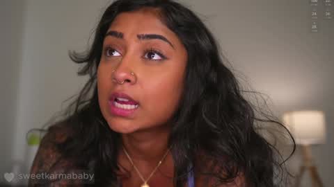 Snapshot of sweetkarmababy chatting on October 22, 9:16 pm Karma Sutra sweetkarmababy online show from October 22, 9:16 pm