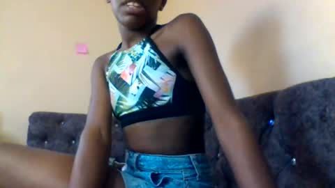 sweetkola online show from October 21, 1:38 pm