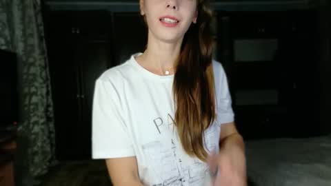 Snapshot of sweetledyselin chatting on September 11, 4:41 pm SweetLedySelin online show from September 11, 4:41 pm