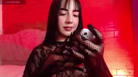 sweetliamn online show from April 4, 11:34 pm