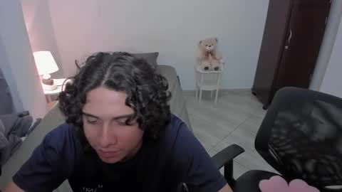 Lian online show from March 27, 8:26 am