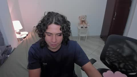 Lian online show from March 27, 8:09 am