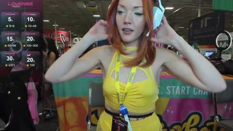 Strawberry Wine online show from December 6, 11:08 pm