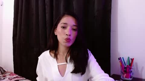 sweetlilith23 online show from April 13, 3:44 am