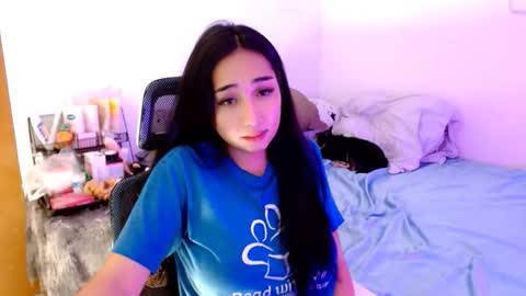 Lilly online show from November 2, 3:39 am