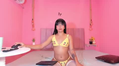 Snapshot of sweetmelody___ chatting on October 7, 12:56 pm sweetmelody___ online show from October 7, 12:56 pm