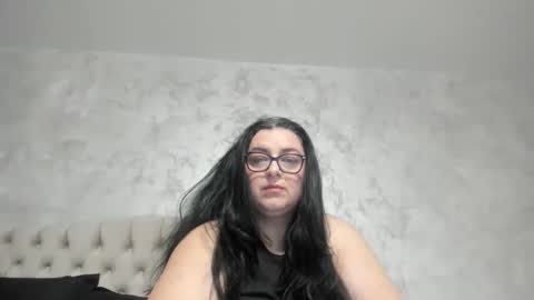 sweetmiki9 online show from March 1, 7:51 pm