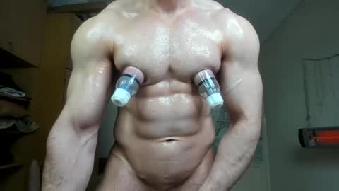 Snapshot of sweetmuscles_boy chatting on October 18, 5:55 am Lorenzo online show from October 18, 5:55 am