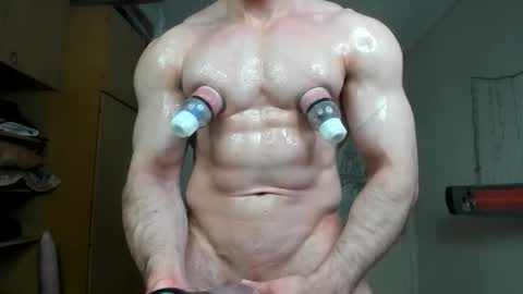 Snapshot of sweetmuscles_boy chatting on October 20, 5:34 am Lorenzo online show from October 20, 5:34 am