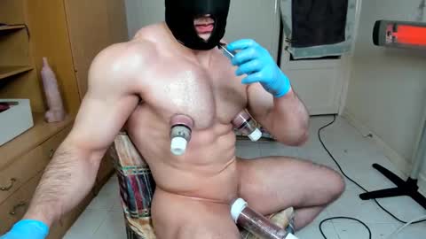 Lorenzo online show from February 7, 8:06 am