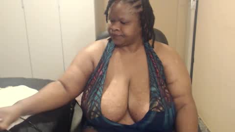 Snapshot of sweetnoziexxx chatting on October 14, 6:49 am sweetnoziexxx online show from October 14, 6:49 am