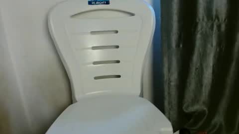 slim ivy online show from April 15, 8:06 am