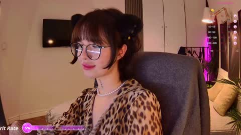 Alice online show from May 23, 9:11 pm