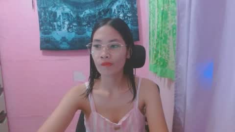 Mia online show from June 30, 5:51 am