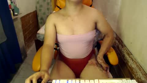 Snapshot of sweetsofia24 chatting on February 17, 3:55 pm Sofia online show from February 17, 3:55 pm