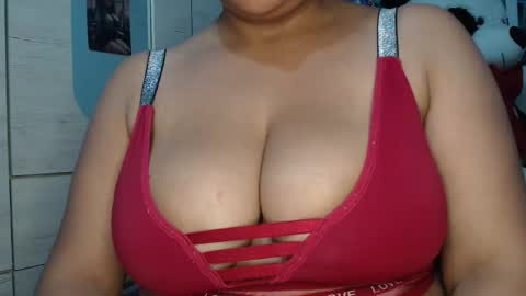 sweett_candy1 online show from January 8, 2:39 am