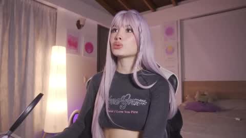 Cat independent model  online show from February 19, 2:22 am