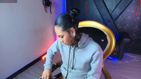 Sweett pleasure online show from March 20, 2:33 pm