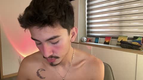 Andy  online show from November 24, 5:44 pm