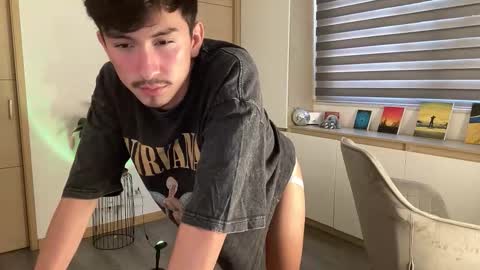 Andy  online show from October 25, 6:30 pm