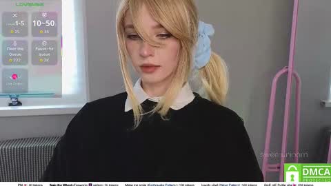 Elis  a little vacation Ill be here Saturday my schedules in bio online show from September 21, 10:52 am